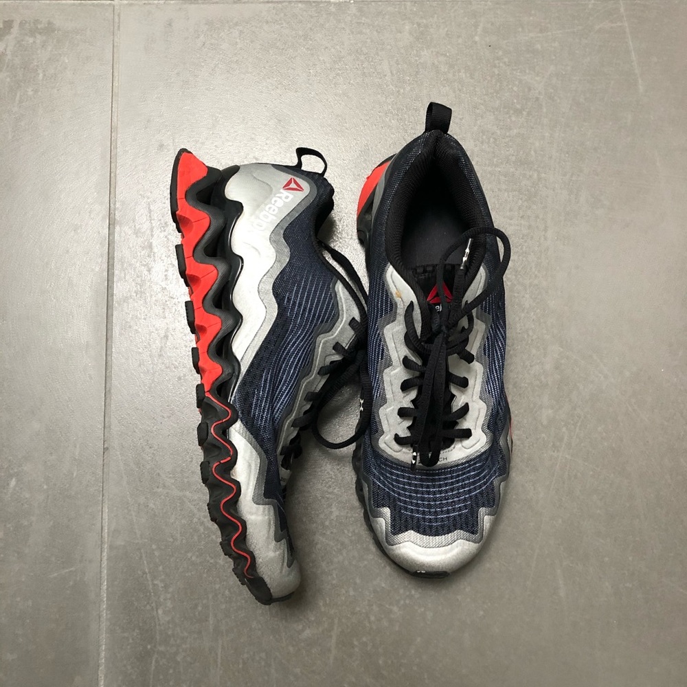 Reebok CrossFit athletics shoes size 9